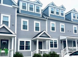 10 S Mason St #6, Salem, MA 01970