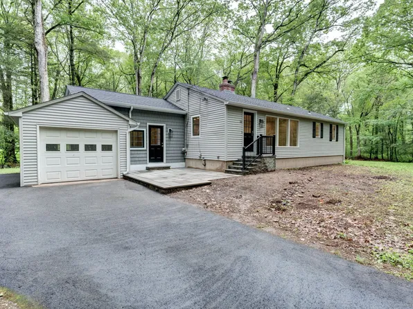 33 White Oak Lane, Woodbridge, CT 06525