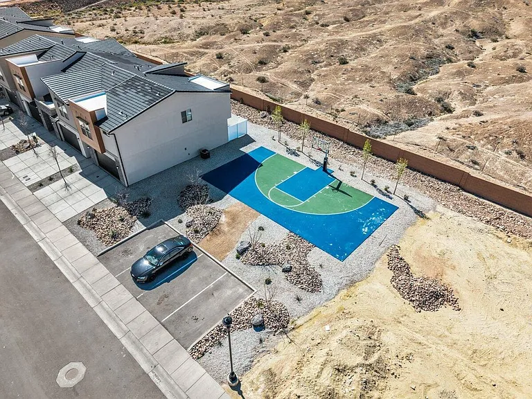 5654 S Duel Ln — Photo 19