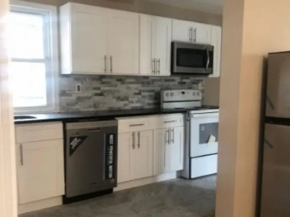 4 Baldwin Ave, Jersey City, NJ 07304