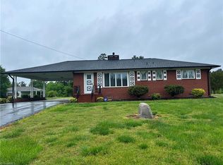 1747 State Highway 62 W, High Point, NC 27263