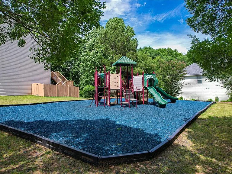 715 Moonlight Way — Photo 51