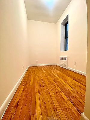 5th image of 490 E 74th St APT 2A