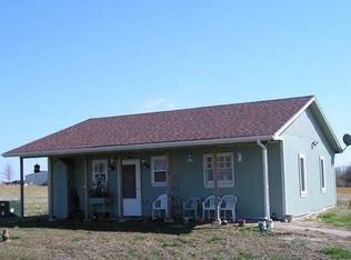 2051 N 500th Rd, Baldwin City, KS 66006