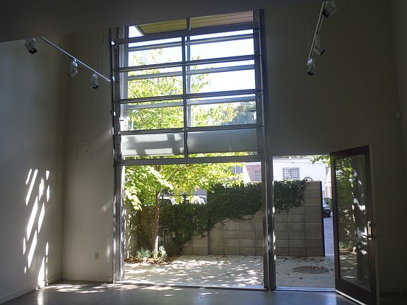 2nd image of 2927 35th St