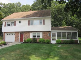 52 Woodhaven Dr, Wayne, NJ 07470