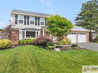 49 Lavender Dr, Edison, NJ, 08820