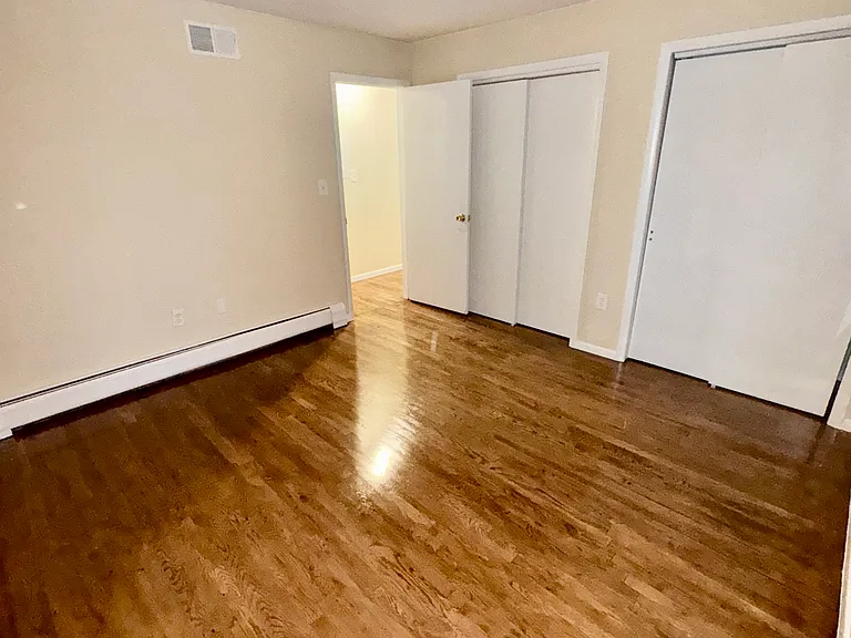349 Gorge Rd #3 — Photo 3