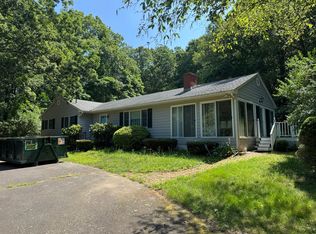 396 N Anguilla Rd, Pawcatuck, CT 06379