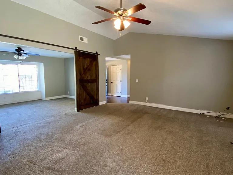 3073 Fowler Ave — Photo 6