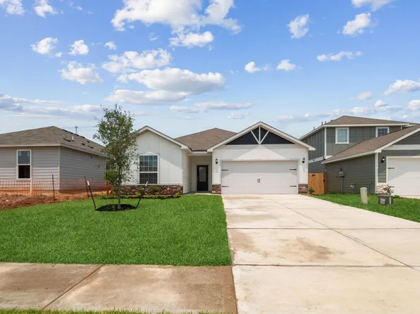 345 Fastboy Ln, Waller, TX 77484