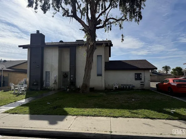 4605 Country Place Ln, Bakersfield, CA 93313