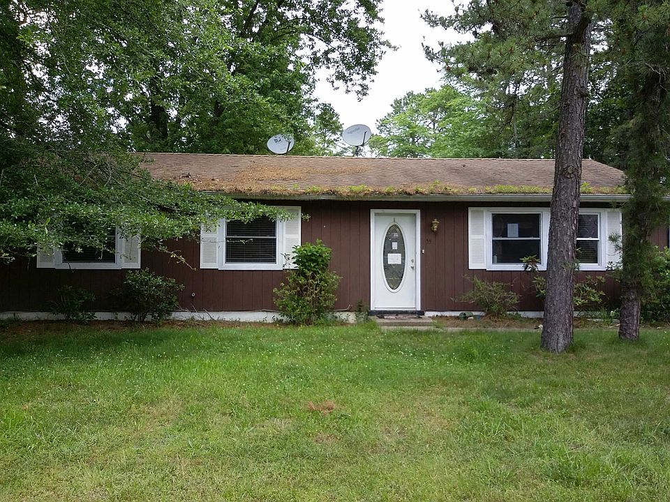 1st image of 55 Foxglove St