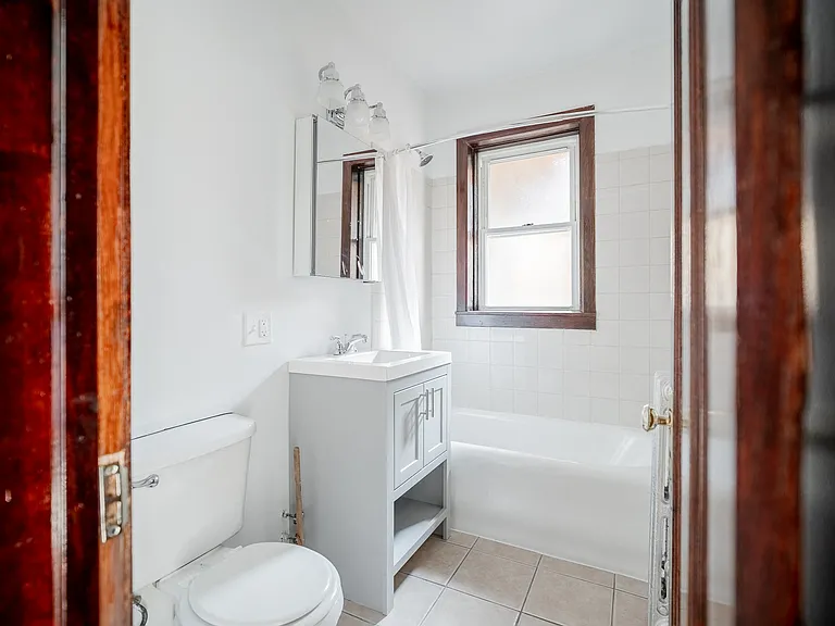 1B - Bathroom