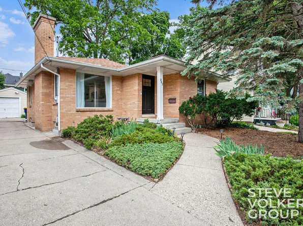 265 Gladstone Dr SE, Grand Rapids, MI 49506