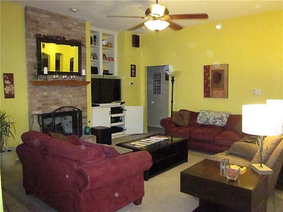 5th image of 2521 Pecan Meadow Dr