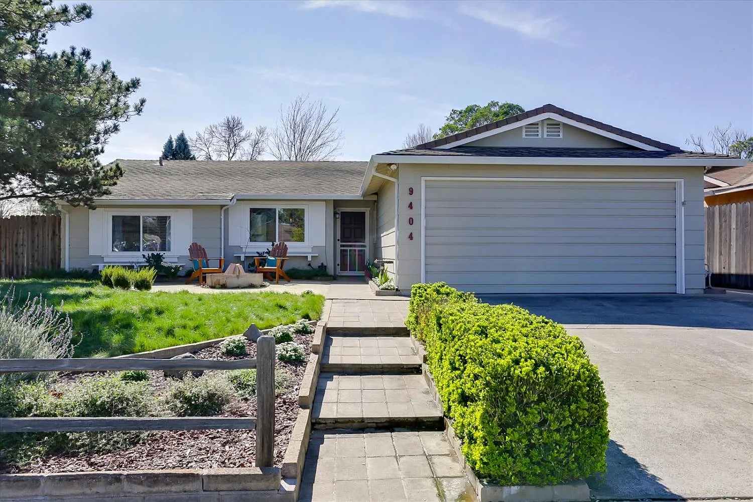 9404 Snowbird Way photo 1