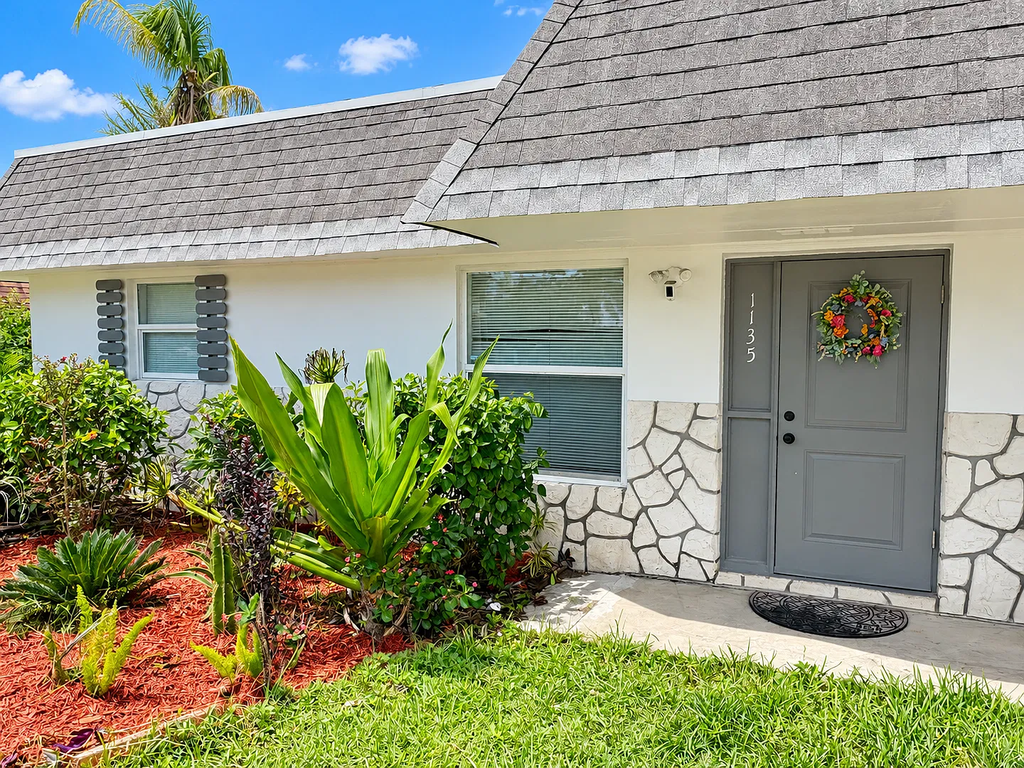 3/1.5 Palm City Home — Photo 1