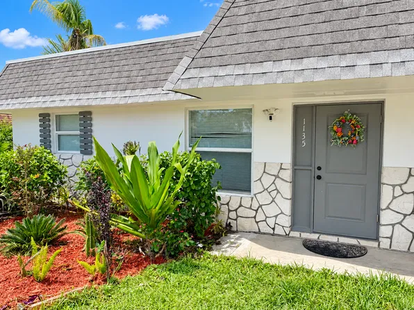 1135 SW Spruce St, Palm City, FL 34990
