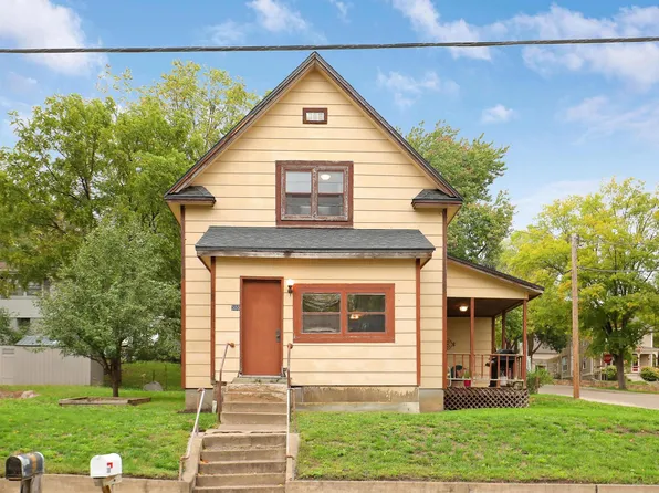 300 Main St W, Carver, MN 55315