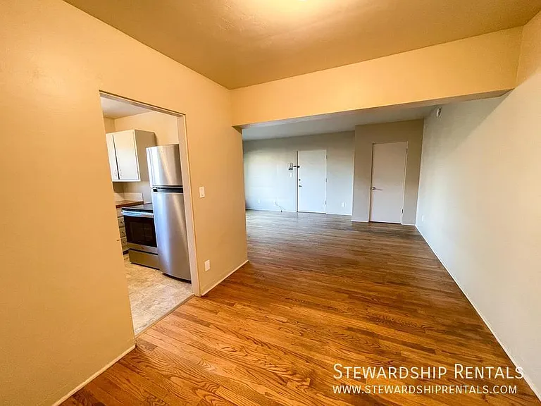 350 E 18th Ave #4 — Photo 5