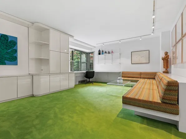 2 5th Ave APT 2E, Manhattan, NY 10011