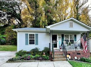 8 Barnes Dr, Belmont, NC 28012