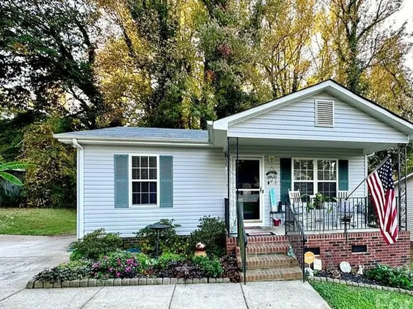 8 Barnes Dr, Belmont, NC 28012