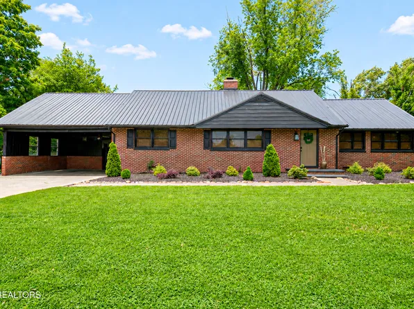 2003 Old Niles Ferry Rd, Maryville, TN 37803
