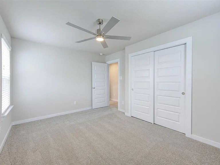 27006 Wandering Glen Ln — Photo 40