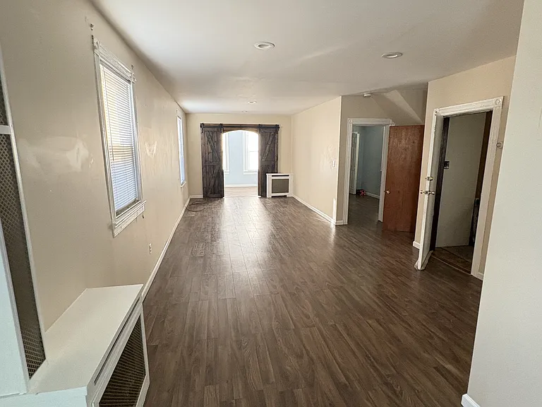 516 Forest St #2 — Photo 4