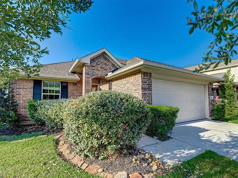 8731 Sunny Gallop Dr — Photo 2