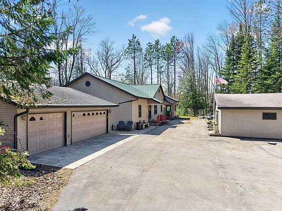 2nd image of 16503 Thelen Rd