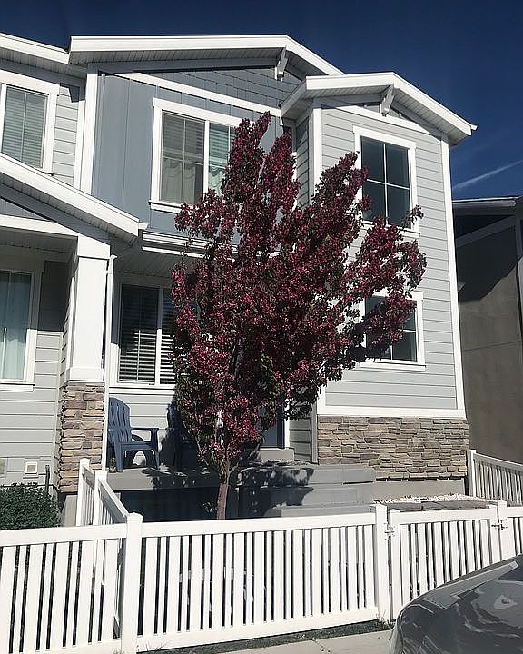 1st image of 14921 S Thunder Horse Ln