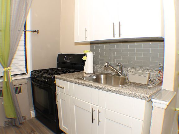 2nd image of 15501 90th Ave APT 1R
