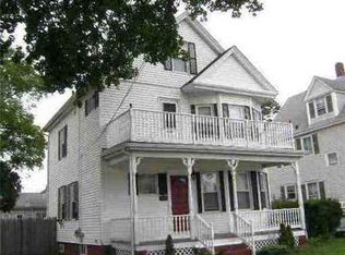 27 Crescent Rd, Pawtucket, RI 02861