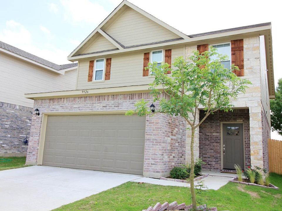 1st image of 9926 Ironhorse Dr