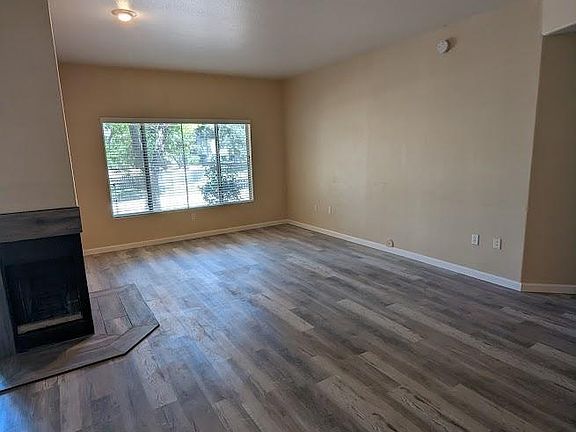 4th image of 600 W Grove Pkwy APT 1092