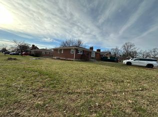 3504 Mayo Dr, Louisville, KY 40218