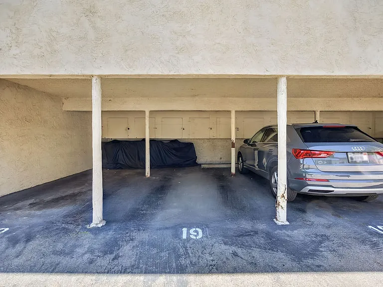 2850 Reynard Way #23 — Photo 23