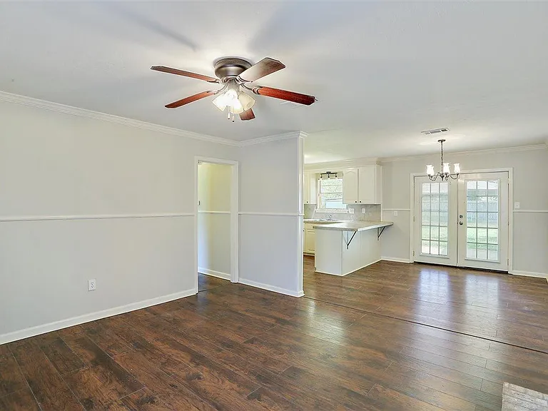 2525 Gina Dr — Photo 7