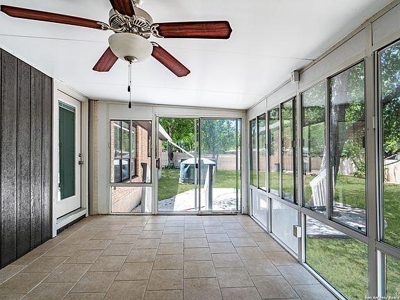 2nd image of 1314 GARDENIA DR