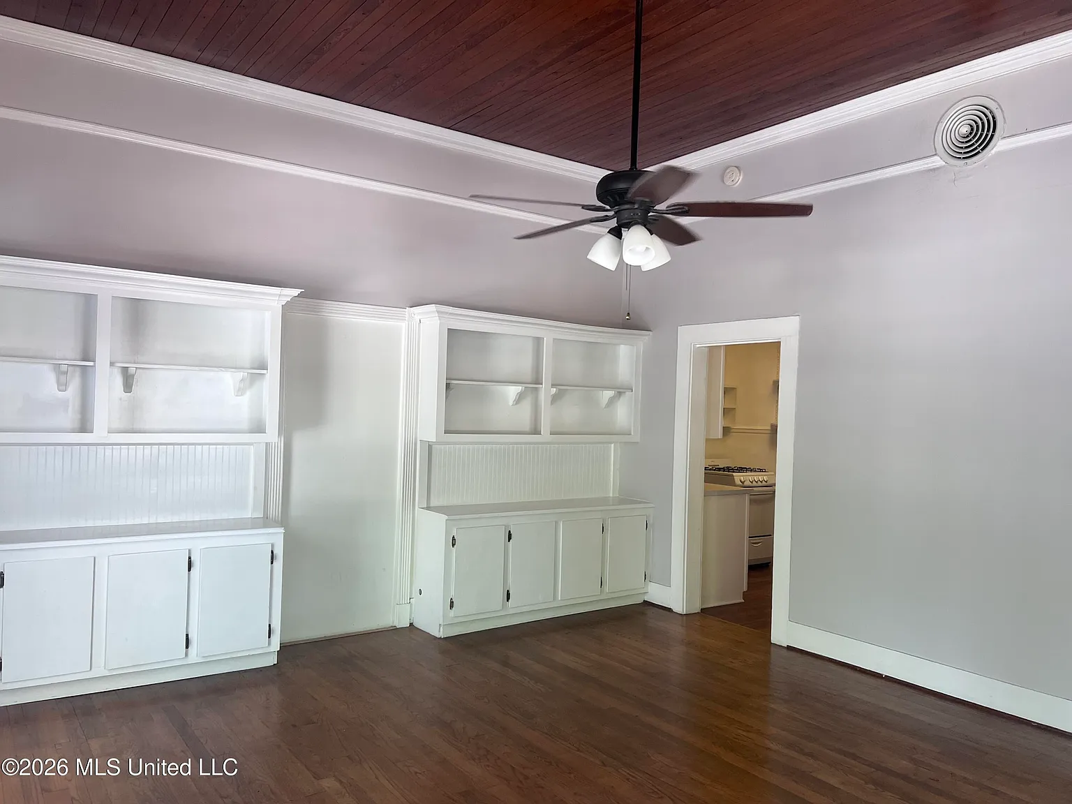 2 bed, 1.0 bath, 800 sqft, $1,450 — Photo 3