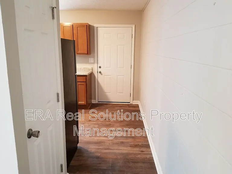 918 Rarig Ave #A — Photo 9