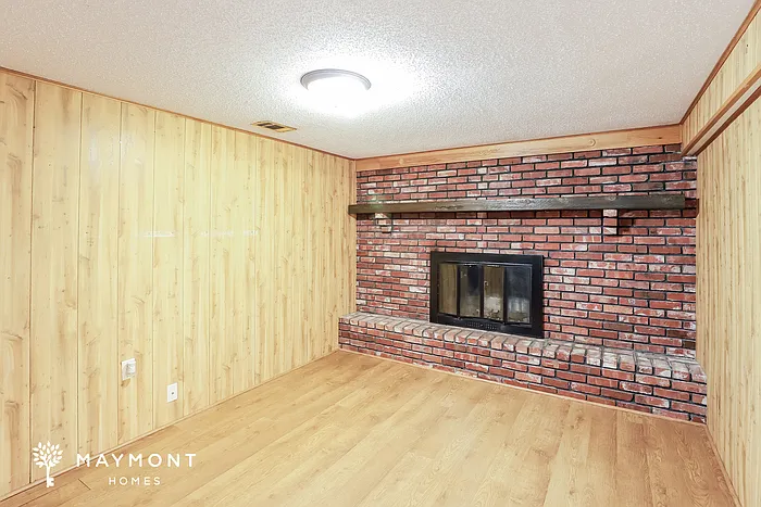 9732 NW Overhill Dr — Photo 7