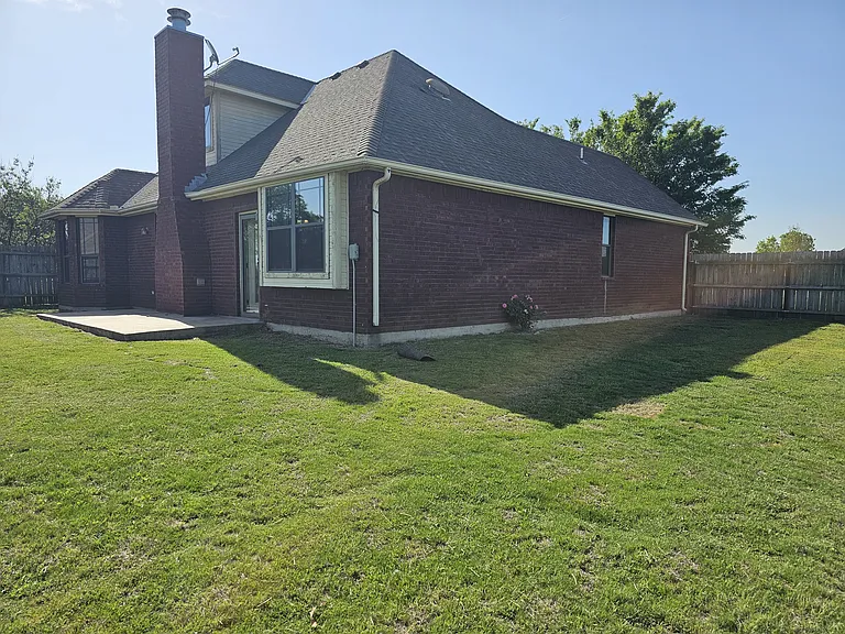 13 NW Havenshire Cir — Photo 27