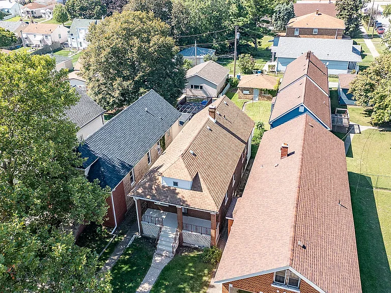 2510 White Oak Ave — Photo 20