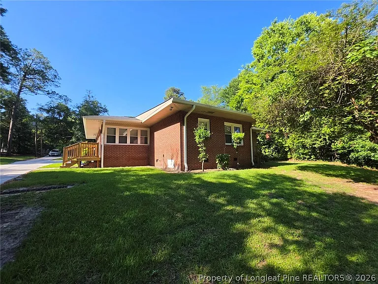 216 Country Club Dr — Photo 38