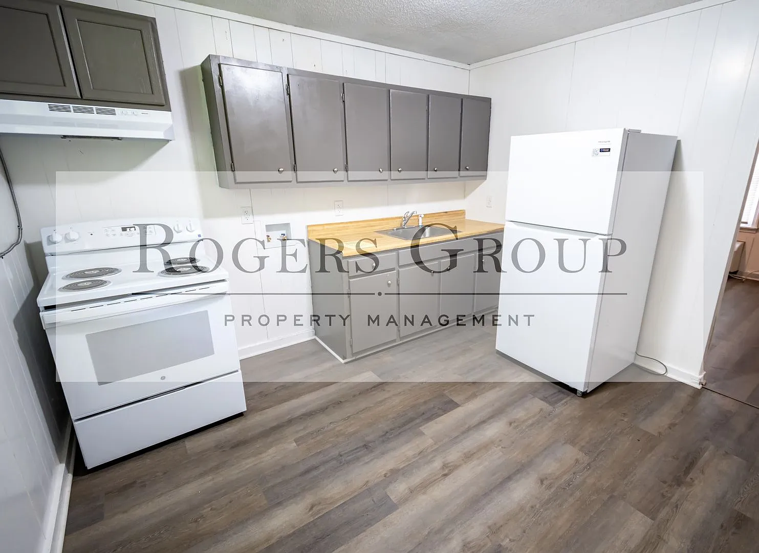 #450 - 923-925 Arch St Duplex — Photo 3