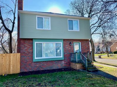 2 Neome Dr, Pontiac, MI, 48341
